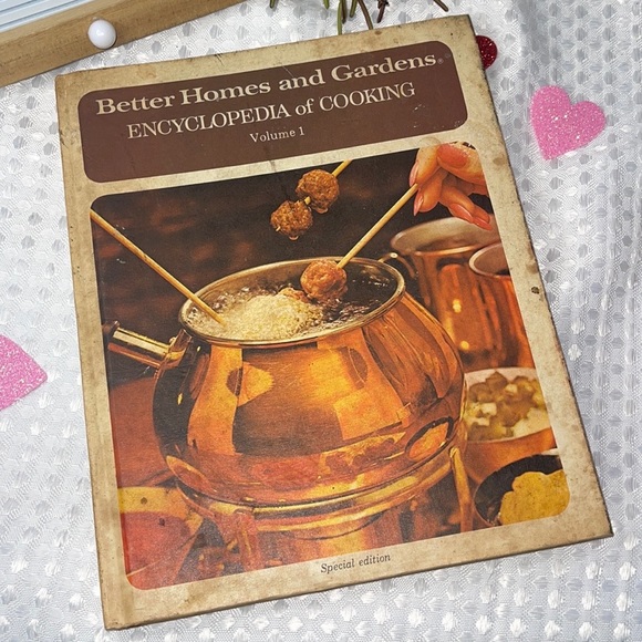 Better Homes And Garden Encyclopedia Of Cooking Volume 1 Vintage. - Picture 1 of 3